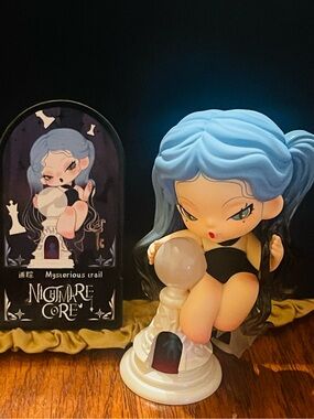 Nightmare Core Mysterious Trail Figurine with Crystal Ball